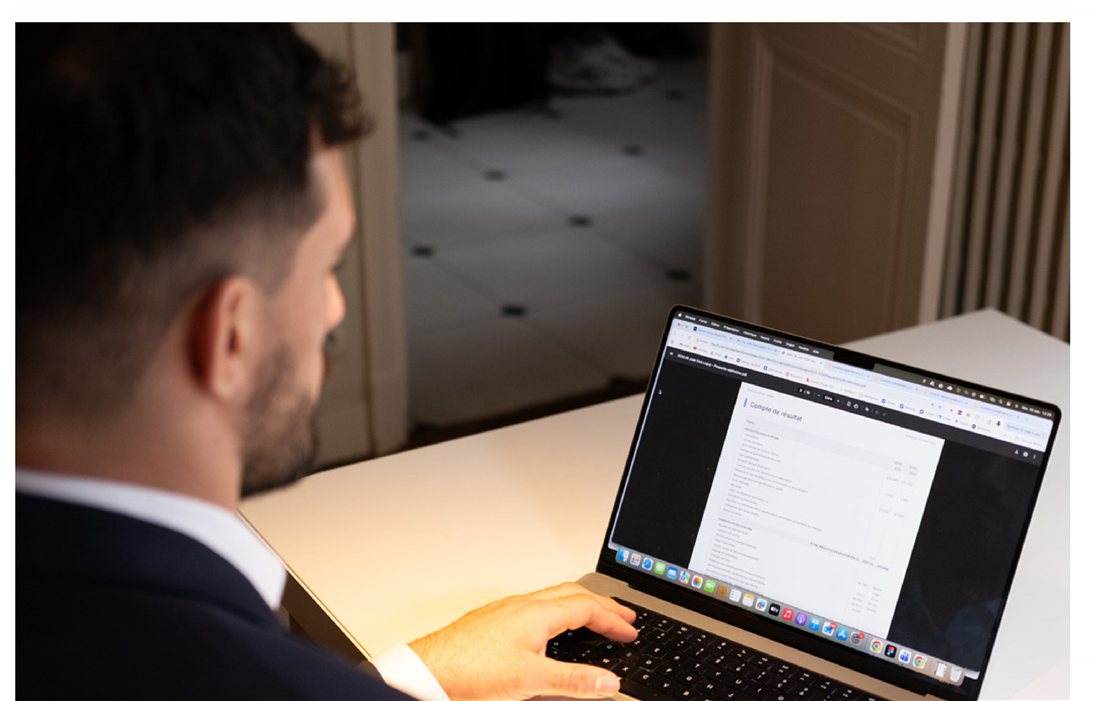 Travail sur les dossiers clients